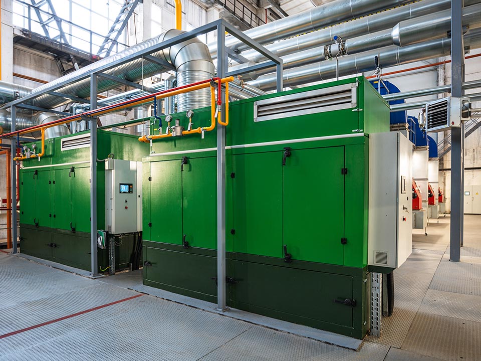 A diesel-electric power generator is running on diesel and natural gas at the same time.